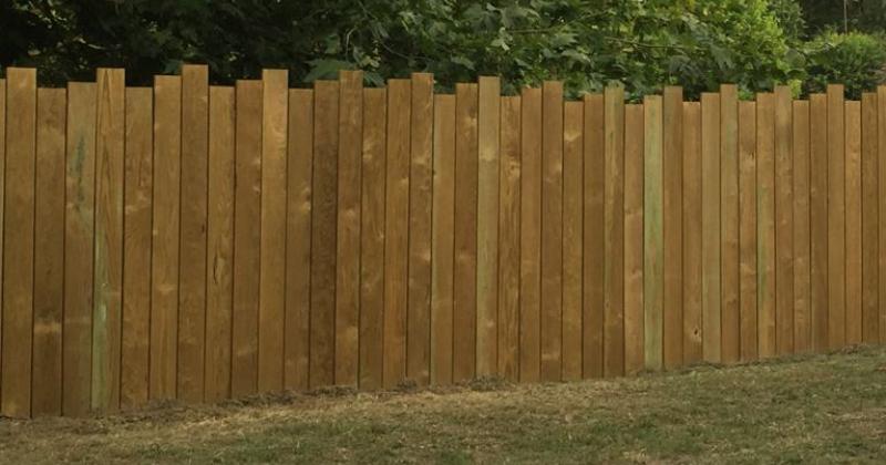 Clôture de hauteur aléatoire